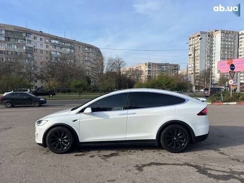 Tesla Model X 2020 - фото 9