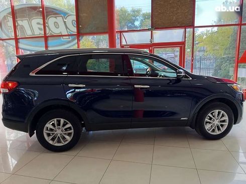 Kia Sorento 2016 - фото 10