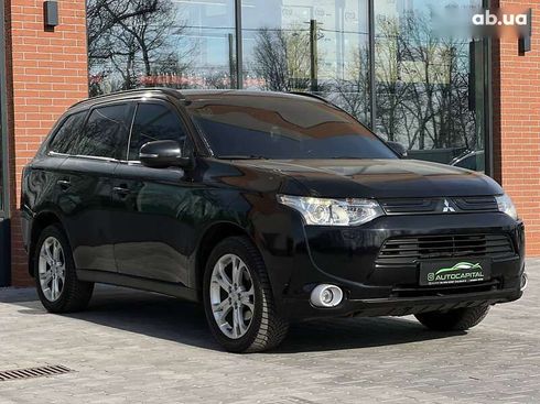 Mitsubishi Outlander 2012 - фото 6