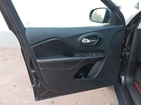Jeep Cherokee 2021 - фото 15