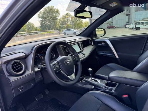 Toyota RAV4 2016 - фото 28