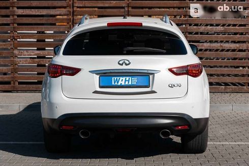 Infiniti QX70 2015 - фото 11