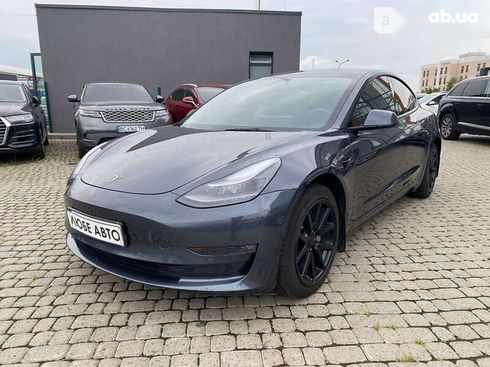 Tesla Model 3 2022 - фото 2