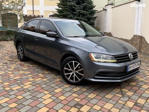 Volkswagen Jetta 2016 серый - фото 10