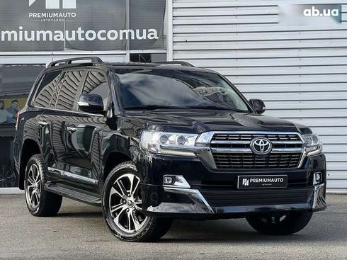 Toyota Land Cruiser 2016 - фото 3