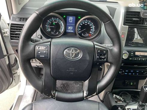 Toyota Land Cruiser Prado 2012 - фото 21