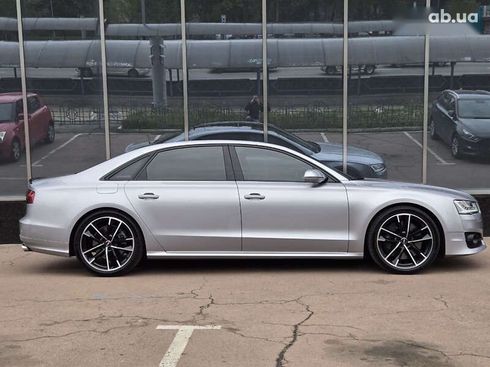 Audi A8 2017 - фото 7