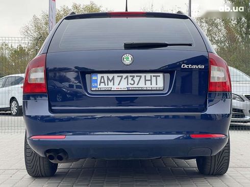 Skoda Octavia 2011 - фото 20