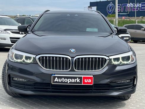 BMW 5 серия 2020 серый - фото 4
