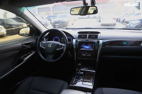 Toyota Camry 2015 - фото 12