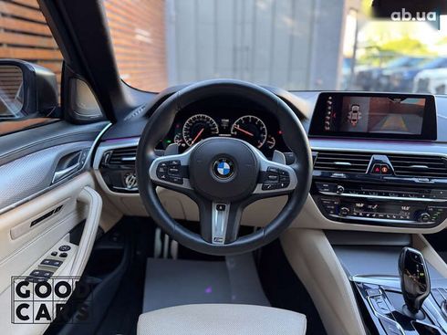 BMW 5 серия 2019 - фото 20