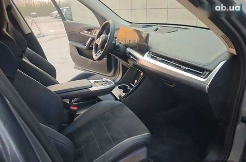 BMW iX1 2023 - фото 11