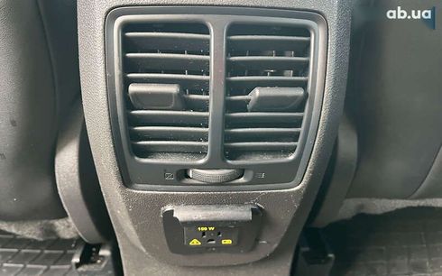 Ford Escape 2016 - фото 17