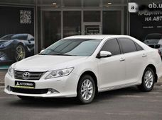 Продаж вживаних Toyota Camry 2014 року - купити на Автобазарі