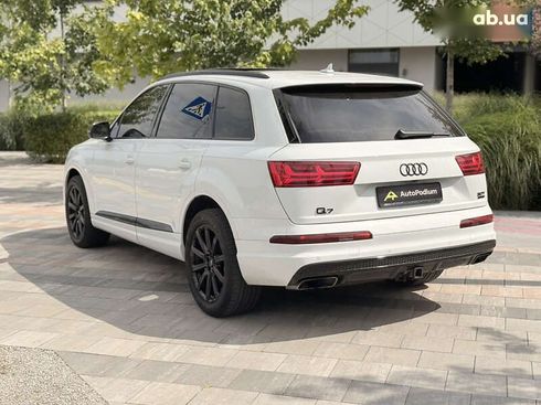 Audi Q7 2018 - фото 4