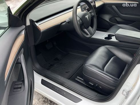 Tesla Model 3 2022 - фото 7