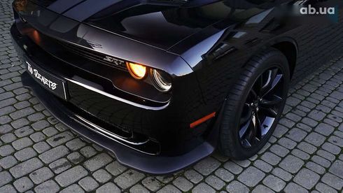 Dodge Challenger 2017 - фото 10