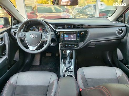 Toyota Corolla 2017 - фото 16