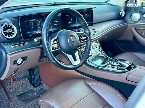 Mercedes-Benz E-Класс 2019 - фото 23