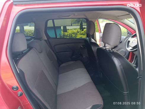 Renault Logan MCV 2013 вишневый - фото 11