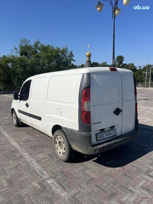 Fiat Doblo 2007 белый - фото 6