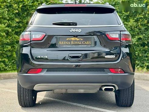 Jeep Compass 2021 - фото 11