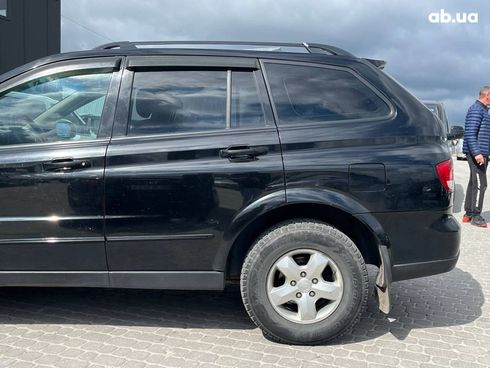SsangYong Kyron 2010 черный - фото 7