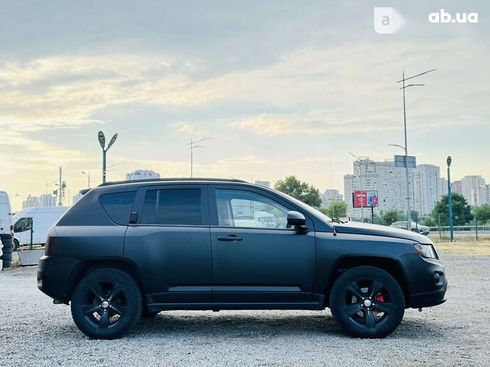 Jeep Compass 2015 - фото 4