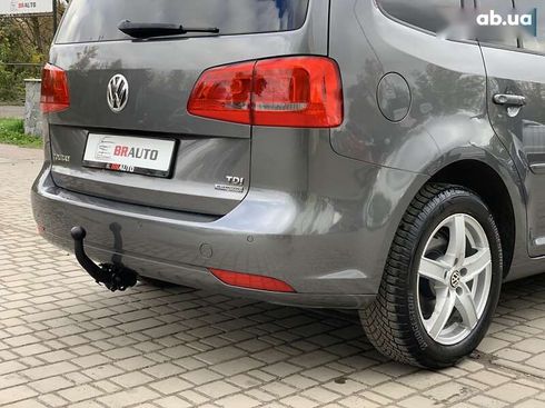 Volkswagen Touran 2011 - фото 21