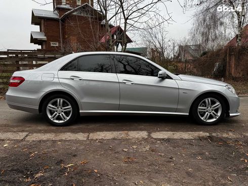 Mercedes-Benz E-Класс 2013 серый - фото 6