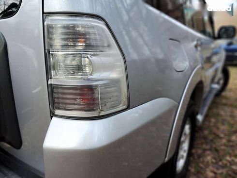 Mitsubishi Pajero Wagon 2008 - фото 21