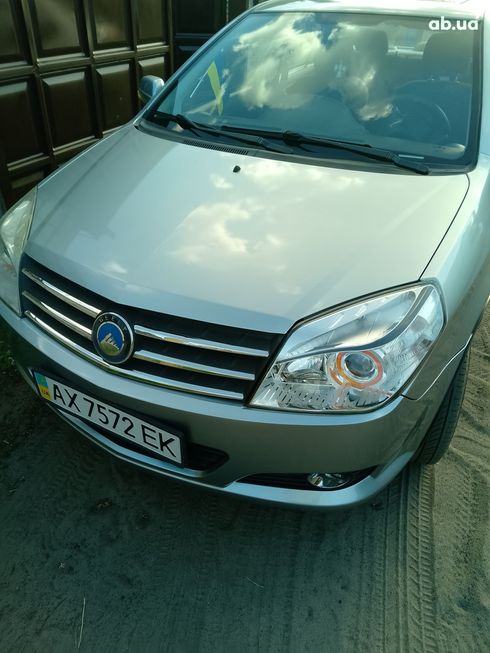Geely MK 2013 серебристый - фото 4