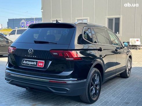Volkswagen Tiguan 2021 черный - фото 7