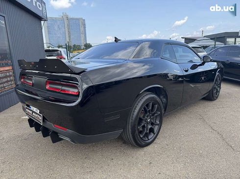 Dodge Challenger 2017 - фото 9