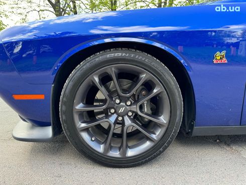 Dodge Challenger 2020 синий - фото 16