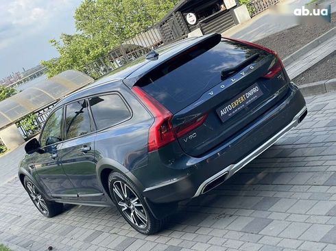 Volvo V90 Cross Country 2018 - фото 11
