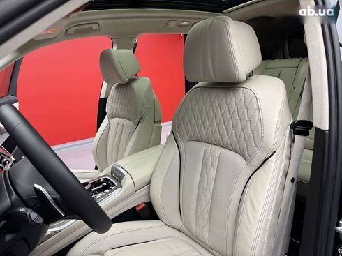BMW X7 2021 - фото 28