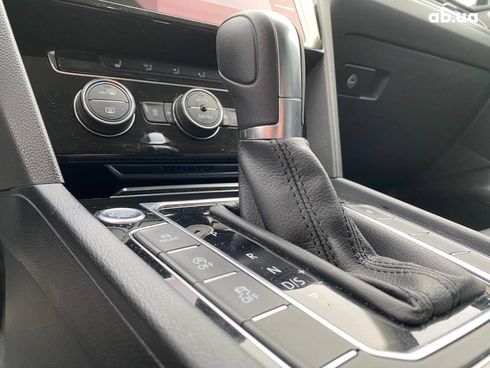 Volkswagen passat alltrack 2017 белый - фото 17