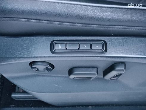 Volkswagen Tiguan 2018 белый - фото 24