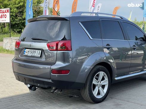 Peugeot 4007 2009 - фото 16