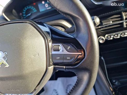 Peugeot 208 2021 - фото 28