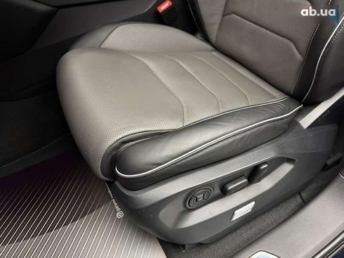 Volkswagen Touareg 2021 - фото 29