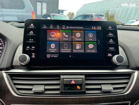 Honda Accord 2018 белый - фото 114