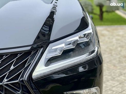 Lexus LX 2019 - фото 20