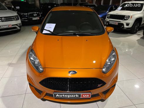 Ford Fiesta 2019 оранжевый - фото 3