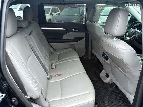 Toyota Highlander 2016 черный - фото 24