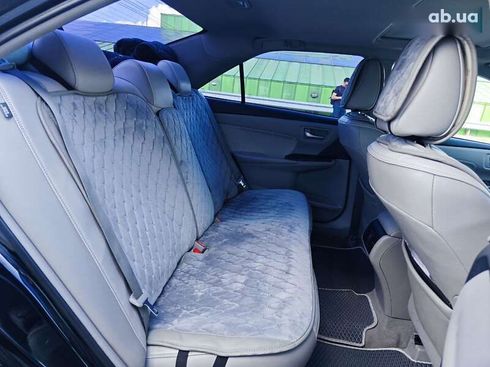 Toyota Camry 2015 - фото 11