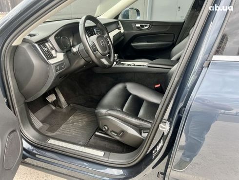 Volvo XC60 2017 - фото 9