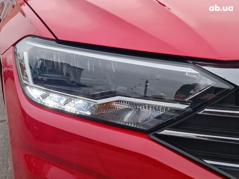Volkswagen Jetta 2019 красный - фото 5