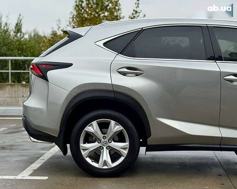 Lexus NX 2016 - фото 17